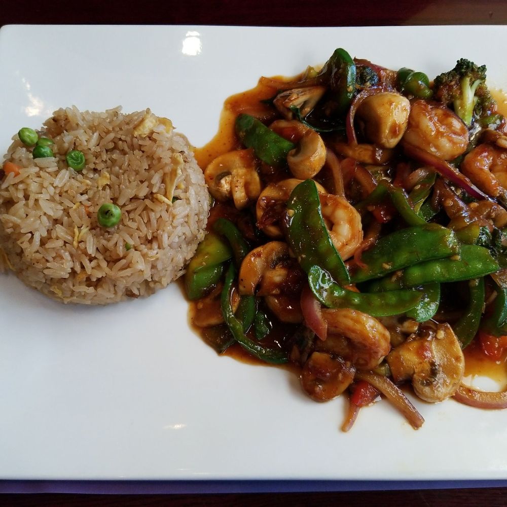 Thai Palace - Basil Shrimp and Fried Rice - Thai Near Me - Bloomfield, Connecticut Thai Palace - Basil Shrimp and Fried Rice - Thai Near Me - Bloomfield, Connecticut