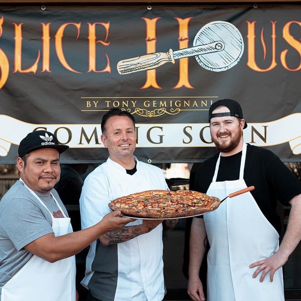 Round Table Pizza San Leandro Bayfair Matttroy