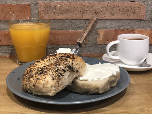 Mazál Bagels & Café – Chamberí by null