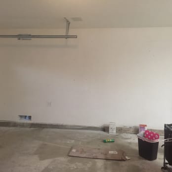 Mr Garage Coating - Garage floor before Mr. Garage Coating - Flooring Near Me - Northridge, California