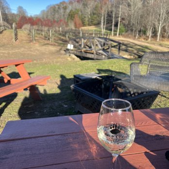 Bear Claw Vineyards - Wineries Near Me - Blue Ridge, Georgia Bear Claw Vineyards - Wineries Near Me - Blue Ridge, Georgia