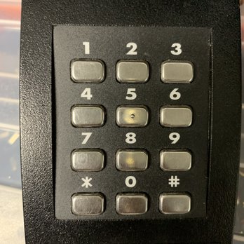 Pro Key Locksmith - Keys & Locksmiths Near Me - Granada Hills, California