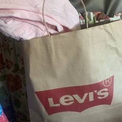 Levi’s Outlet Store - Pink Corduroys for the WIN