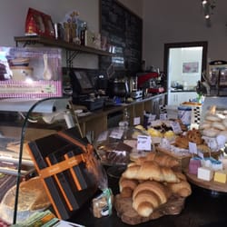 Roscoe's Deli Bar - Tasty treats