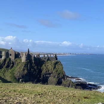 Finn Mccools Tours - Dunluce Castle - Bus Tours Near Me - Dublin, D Finn Mccools Tours - Dunluce Castle - Bus Tours Near Me - Dublin, D