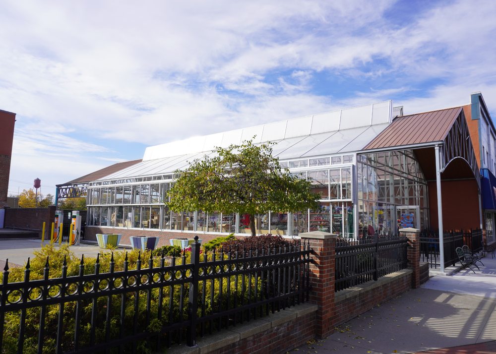 GILBERT’S HARDWARE AND APPLIANCE Updated October 2024 113 W Main St