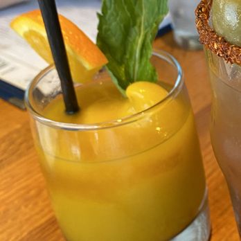 Hudson House - Bellini - Seafood Near Me - Addison, Texas Hudson House - Bellini - Seafood Near Me - Addison, Texas