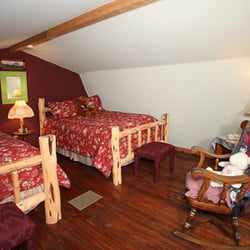 Der Stall Bed & Breakfast Barn - Full-size beds in hayloft.