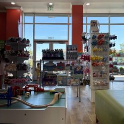 Cute toys and accessories for sale, train table, more seating