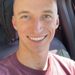 Braveheart Barbershop & Lifestyle - Haircut: front-view