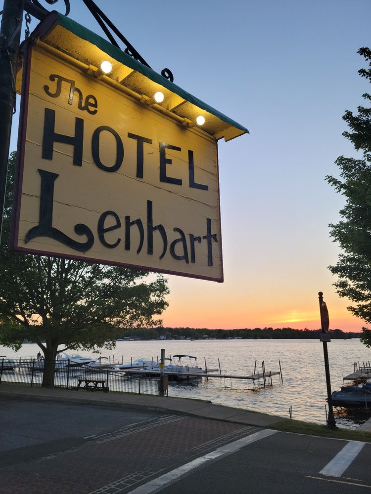 HOTEL LENHART Updated September 2024 15 Photos & 15 Reviews 20