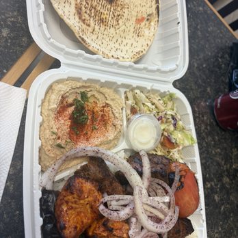 Armani's Mediterranean Cafe - Mediterranean Near Me - Palmdale, California