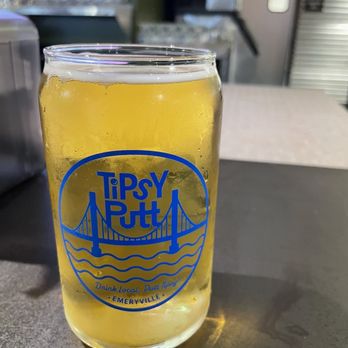 Tipsy Putt - Tipsy Putt's house light beer - Pubs Near Me - Emeryville, California