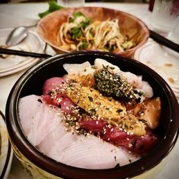 Special off-menu chirashi bowl. Puts all other chirashi bowls to shame! Special off-menu chirashi bowl. Puts all other chirashi bowls to shame!