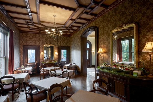 The Wheeler Mansion by null