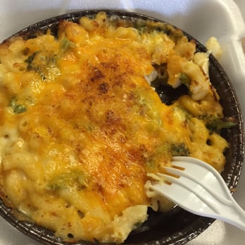 Landin Mac & Cheese - Make Your Own Mac: Cheddar, Muenster, Broccoli & Chicken - Pizza Near Me - Bronx, New York Landin Mac & Cheese - Make Your Own Mac: Cheddar, Muenster, Broccoli & Chicken - Pizza Near Me - Bronx, New York