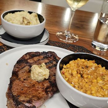 Flint Kitchen & Bar - New American Near Me - Oklahoma City, Oklahoma