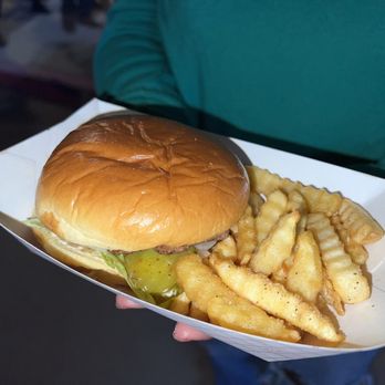 Whatcha Cravin - Hamburger with cheese - Food Trucks Near Me - Katy, Texas Whatcha Cravin - Hamburger with cheese - Food Trucks Near Me - Katy, Texas