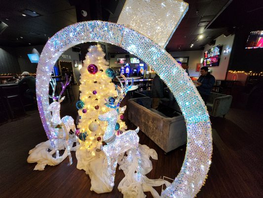 House of Music & Entertainment (HOME Bar) by null