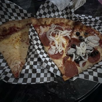 Secret Pizza - Cheese, pepperoni and onions, pepperoni olives and onions slices - Pizza Near Me - Las Vegas, Nevada Secret Pizza - Cheese, pepperoni and onions, pepperoni olives and onions slices - Pizza Near Me - Las Vegas, Nevada