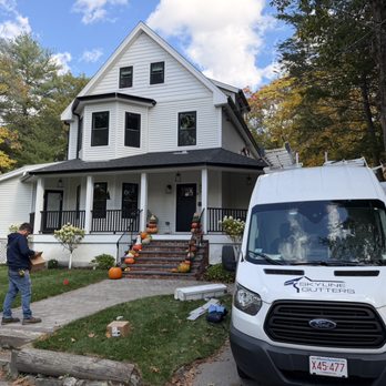 Skyline Gutters - 6 inch Seamless gutter installation in Wakefield Massachusetts - Gutter Services Near Me - Malden, Massachusetts