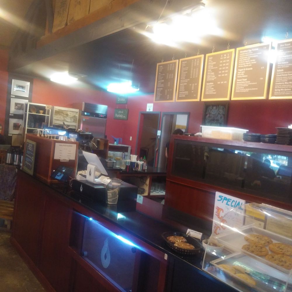 Cloud Forest Cafe - Coffee & Tea Near Me - Davis, California