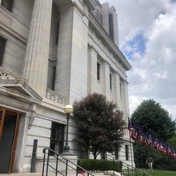 Ohio Statehouse - Landmarks & Historical Buildings Near Me - Columbus, Ohio