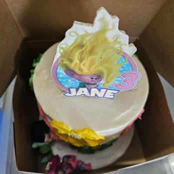 Sugarbee Custom Bake Shop - Desserts Near Me - Redlands, California