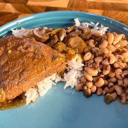 Little Verons - Seven Steak with rice, gravy, and black eyed peas!