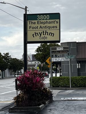 Rhythm Cafe by null