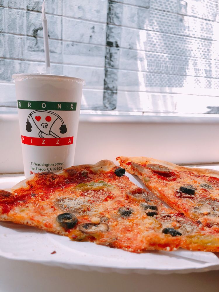 Bronx Pizza, San Diego Roadtrippers
