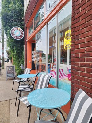 Early Bird Biscuit Co. The Fan by null