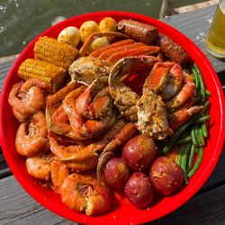 The Riverside Seafood and Grill - The Riverside Boil Experience, big enough to share!