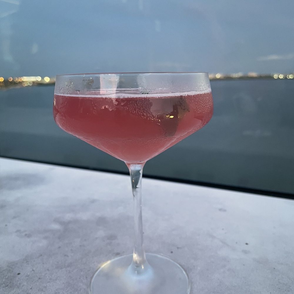Six - Cosmopolitan - Cocktail Bars Near Me - Tampa, Florida Six - Cosmopolitan - Cocktail Bars Near Me - Tampa, Florida