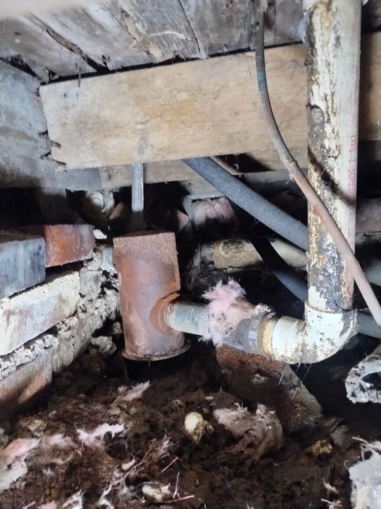 Slide of Pay-Less Plumbing