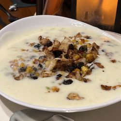 Smith Creek Tavern - The amazing Mexican street corn queso.
