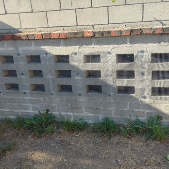 Aesthetic Wildlife Control - Mesh'd Wall - Wildlife Control Near Me - Long Beach, California Aesthetic Wildlife Control - Mesh'd Wall - Wildlife Control Near Me - Long Beach, California