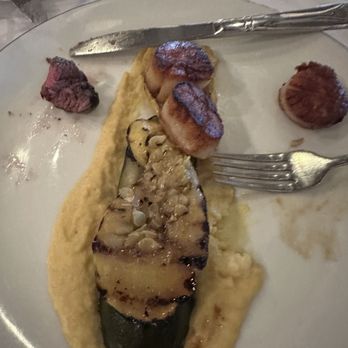 Blu Pointe - My four seared scallops with grilled zucchini and squash and polenta like corn mash (ugh) - Seafood Near Me - Newburgh, New York