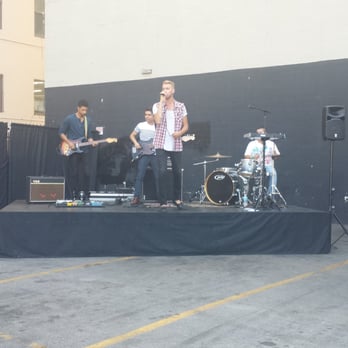 Hillsong LA - Drew and band singing during the baptism event - Churches Near Me - Los Angeles, California