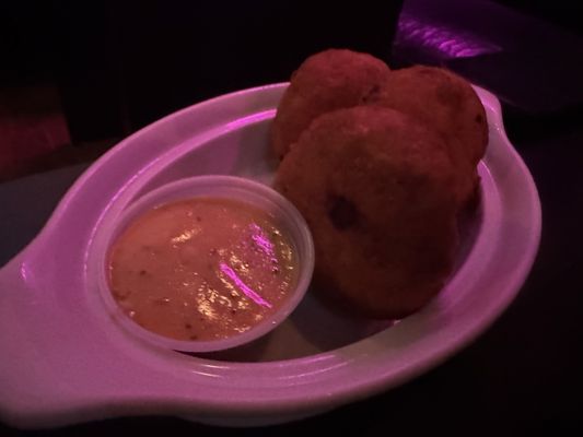 333 Lounge & Restaurant by null