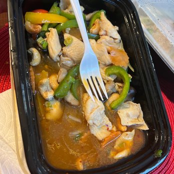 Thai Noodle King - Cashew Nut chicken - Thai Near Me - Bellflower, California Thai Noodle King - Cashew Nut chicken - Thai Near Me - Bellflower, California