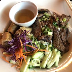 Vietnam Restaurant - Vermicelli bowl with marinated grilled beef, crispy roll. Absolutely delicious!