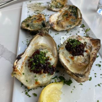 The Pearl - Grilled oysters - Seafood Near Me - Boston, Massachusetts The Pearl - Grilled oysters - Seafood Near Me - Boston, Massachusetts