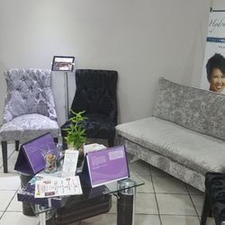 Pushpa's Esthetics - Puahpa's Waiting Area