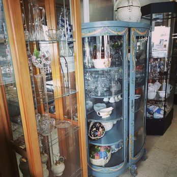 Eclectic Treasures & Thrift - Thrift Stores Near Me - Westport, Washington Eclectic Treasures & Thrift - Thrift Stores Near Me - Westport, Washington