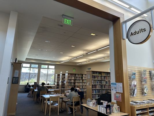 Berkeley Public Library - Tarea Hall Pittman South Branch by null