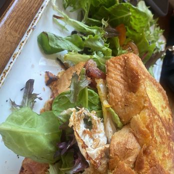Madres Brunch - Breakfast sandwich - Breakfast & Brunch Near Me - Bellflower, California Madres Brunch - Breakfast sandwich - Breakfast & Brunch Near Me - Bellflower, California