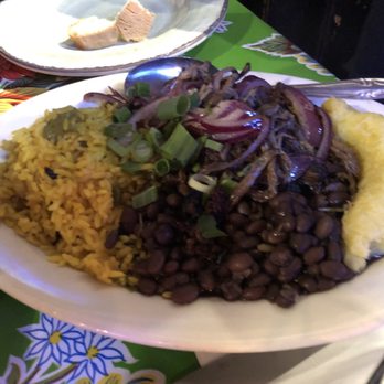 Cha Cha Cha - Vaca frita - Cocktail Bars Near Me - San Francisco, California