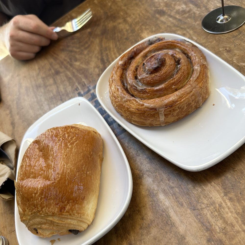 Le Coffee Shop - Breakfast & Brunch Near Me - Temecula, California
