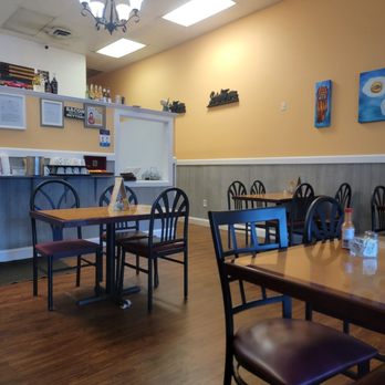 The Omelette Cafe - Seating at the Omelet Cafe - Cafes Near Me - Manassas, Virginia